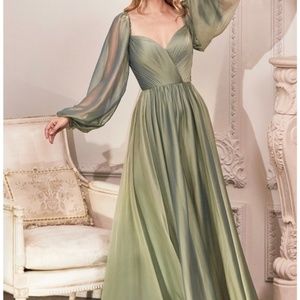Bridesmaid/Special Event Gown/Sage green
